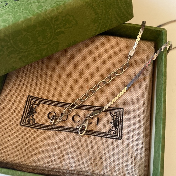 Gucci Necklace with mother of pearl pendant in 925 sterling silver - Picture 5 of 10